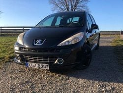 Schwarz Gebraucht 2007 Peugeot 207 Filou Limousine | 1.700 € (Guter Preis)
