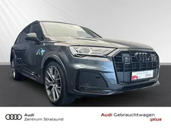 Daytonagrau perleffekt Gebraucht 2023 Audi Q7 S-Line SUV | 72.930 € (Etwas zu teuer)