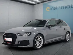 Grau Gebraucht 2019 Audi RS4 Kombi | 56.599 € (Guter Preis)