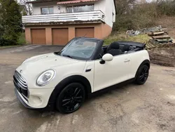 Weiß Gebraucht 2017 Mini Cooper Cabriolet Cabrio | 15.999 € (Etwas zu teuer)