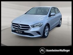 Silber Gebraucht 2020 Mercedes B180 Van / Kleinbus | 18.879 € (Superpreis)