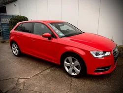 Rot Gebraucht 2016 Audi A3 Sportback Ambition Limousine | 15.999 € (Fairer Preis)