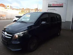 Cavansitblau metallic Gebraucht 2020 Mercedes V250 Van / Kleinbus | 34.990 € (Superpreis)