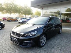 Schwarz Gebraucht 2017 Peugeot 308 Allure Kombi | 13.300 € (Fairer Preis)