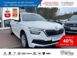 Weiß Gebraucht 2022 Skoda Kamiq Active SUV | 15.890 € (Fairer Preis)