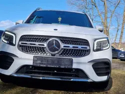 Mercedes GLB200