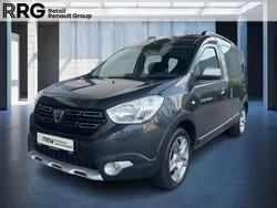 Grau Gebraucht 2020 Dacia Dokker Stepway Van | 13.990 € (Fairer Preis)