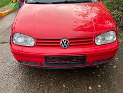Rot Gebraucht 2001 VW Golf IV Basis Kleinwagen | 300 € (Superpreis)