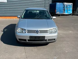 Silber Gebraucht 2003 VW Golf IV Limousine | 2.500 € (Fairer Preis)