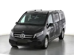 Schwarz Gebraucht 2024 Mercedes V250 Edition Van / Kleinbus | 59.710 € (Fairer Preis)
