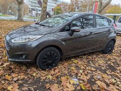 Grau Gebraucht 2017 Ford Fiesta Kleinwagen | 7.500 € (Guter Preis)