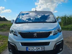 Silber Gebraucht 2018 Peugeot Traveller Van / Kleinbus | 32.500 € (Fairer Preis)