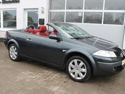 Grau Gebraucht 2006 Renault Mégane Cabriolet Dynamique Cabrio | 4.000 € (Teuer)