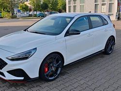 Weiß Gebraucht 2024 Hyundai i30 Limousine | 31.200 € (Fairer Preis)