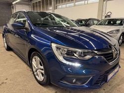 Blau Gebraucht 2020 Renault Mégane GrandTour Business Kombi | 14.950 € (Guter Preis)