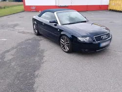 Blau Gebraucht 2004 Audi A4 Cabriolet Cabrio | 4.250 € (Fairer Preis)