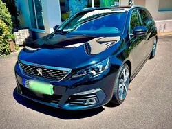 Schwarz Gebraucht 2017 Peugeot 308 GT Kombi | 15.500 € (Teuer)