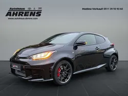 Schwarz Gebraucht 2024 Toyota Yaris Kleinwagen | 55.500 €