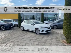 Weiß Gebraucht 2022 Renault Clio V Business Limousine | 12.490 € (Guter Preis)