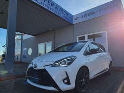 Weiß Gebraucht 2019 Toyota Yaris Hybrid Sport Kleinwagen | 14.790 € (Fairer Preis)