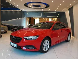 Rot Gebraucht 2018 Opel Insignia Edition Limousine | 10.999 € (Guter Preis)