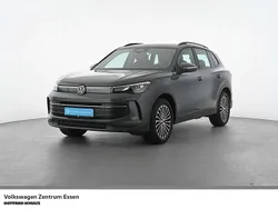 Grau Gebraucht 2024 VW Tiguan R SUV | 33.960 € (Guter Preis)