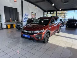 Braun Gebraucht 2024 Dacia Jogger Extreme Van / Kleinbus | 19.850 € (Guter Preis)