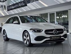 Polarweiß Gebraucht 2023 Mercedes C200 Avantgarde Kombi | 36.690 € (Guter Preis)