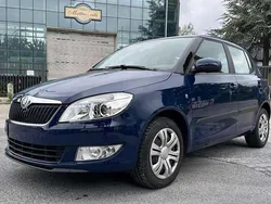 Blau Gebraucht 2011 Skoda Fabia Ambiente Kleinwagen | 6.599 € (Fairer Preis)