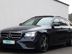 Blau Gebraucht 2020 Mercedes E300 AMG Limousine | 36.799 € (Fairer Preis)