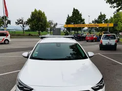 Weiß Gebraucht 2018 Opel Insignia Innovation Kombi | 11.900 € (Guter Preis)