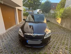 Schwarz Gebraucht 2014 Skoda Fabia Ambition Kombi | 6.000 € (Fairer Preis)