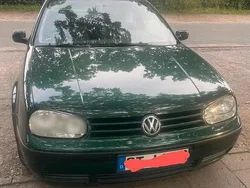 Grün Gebraucht 1998 VW Golf IV Coupé | 2.000 €