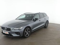 Grau Gebraucht 2020 Volvo V60 R-Design Kombi | 31.690 €