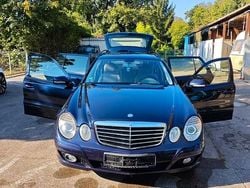 Blau Gebraucht 2007 Mercedes E220 Classic Kombi | 3.500 € (Fairer Preis)