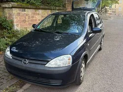 Blau Gebraucht 2002 Opel Corsa Kleinwagen | 1.150 € (Guter Preis)