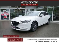 Weiss / rhodium white Gebraucht 2024 Mazda 6 Center-Line Kombi | 25.990 € (Superpreis)