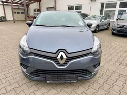 Grau Gebraucht 2016 Renault Clio IV Limousine | 7.500 € (Etwas zu teuer)