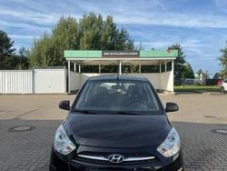 Schwarz Gebraucht 2012 Hyundai i10 Edition Kleinwagen | 2.400 € (Fairer Preis)