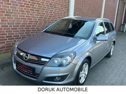 Silber Gebraucht 2010 Opel Astra Edition Kombi | 2.390 € (Superpreis)
