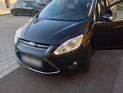 Schwarz Gebraucht 2014 Ford C-MAX Van / Kleinbus | 6.900 € (Etwas zu teuer)
