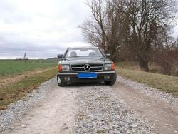 Grün Gebraucht 1983 Mercedes 380 Coupé | 11.000 €