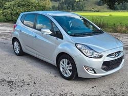Sleek silver Gebraucht 2012 Hyundai ix20 Style Van / Kleinbus | 9.200 € (Fairer Preis)