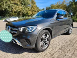 Grau Gebraucht 2020 Mercedes GLC200 SUV | 33.777 €