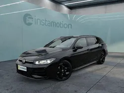 Schwarz Gebraucht 2024 VW Passat Kombi | 36.849 € (Guter Preis)