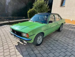 Grün Gebraucht 1979 Opel Ascona Limousine | 8.800 €