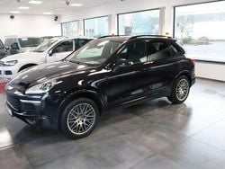 Schwarz Gebraucht 2017 Porsche Cayenne Platinum Edition SUV | 29.950 € (Fairer Preis)