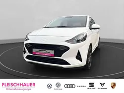 Weiss Gebraucht 2024 Hyundai i10 Prime Kleinwagen | 17.990 € (Fairer Preis)