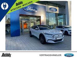 Space white metallic (metallic) Gebraucht 2022 Ford Mustang Mach-E SUV | 32.489 € (Fairer Preis)