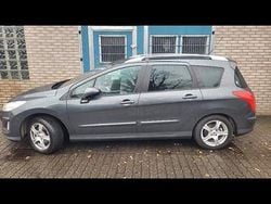 Grau Gebraucht 2009 Peugeot 308 SUV | 2.000 € (Guter Preis)